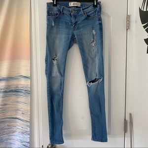 Hollister Super Skinny Jeans
